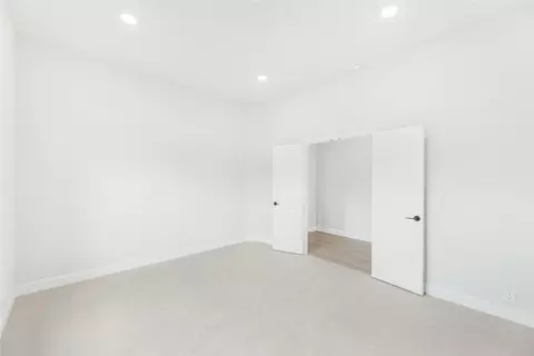 Bedroom - 117 Saddlewood Trl, Commerce, TX 75428 photo 4 of 6