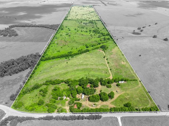 3725 Cr 272, Oglesby, TX 76561