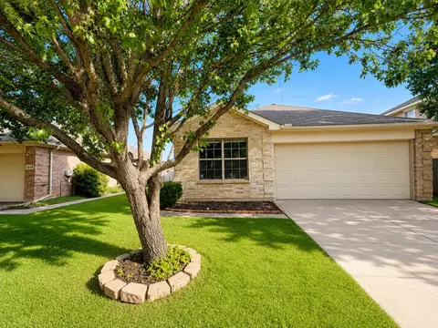 1249 Cottonwood Dr, Crowley, TX 76036