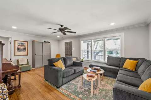 Living - 3824 Pine Ave, Waco, TX 76708 photo 2 of 4