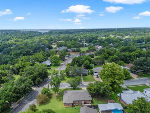 View/Area - 3824 Pine Ave, Waco, TX 76708 photo 5 of 6