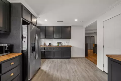 Kitchen - 3824 Pine Ave, Waco, TX 76708 photo 7 of 8