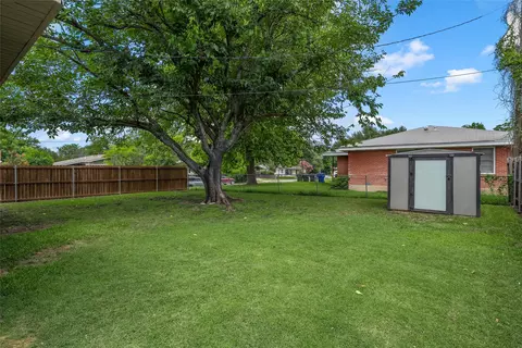 Exterior - 3824 Pine Ave, Waco, TX 76708 photo 4 of 7