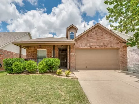 1655 Wildflower Dr, Waxahachie, TX 75165