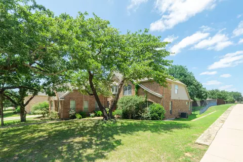 Exterior - 923 Wise St, Keller, TX 76248 photo 2 of 4