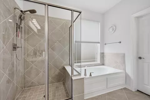 Bath - 809 Violet Way, Celina, TX 75009 photo 3 of 7