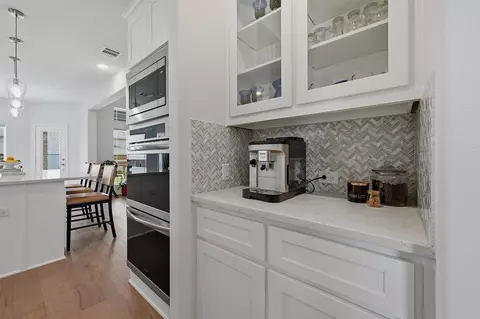Kitchen - 809 Violet Way, Celina, TX 75009 photo 4 of 4