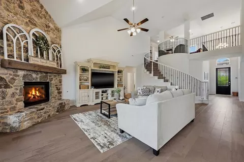 Living - 809 Violet Way, Celina, TX 75009 photo 2 of 3
