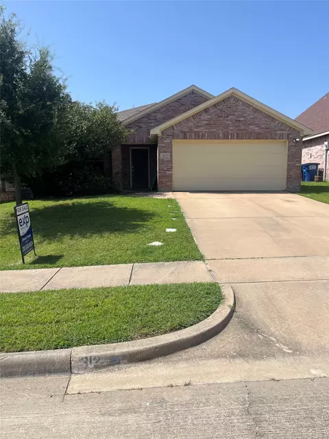 312 Crosscreek Dr, Princeton, TX 75407