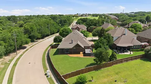 5700 Waterford Ln, Mckinney, TX 75071