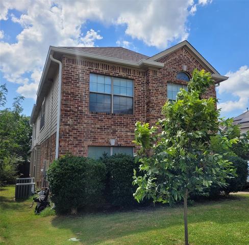 7113 Brekenridge Dr, Fort Worth, TX 76179