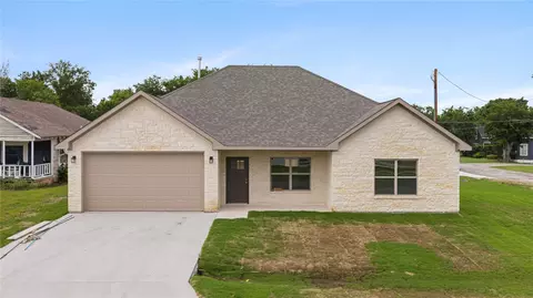 209 W Bonham St, Tom Bean, TX 75489