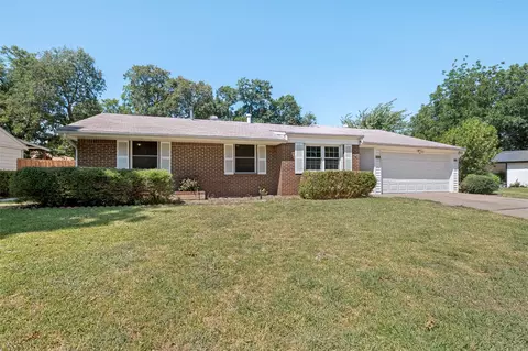 1410 Carswell Ter, Arlington, TX 76010
