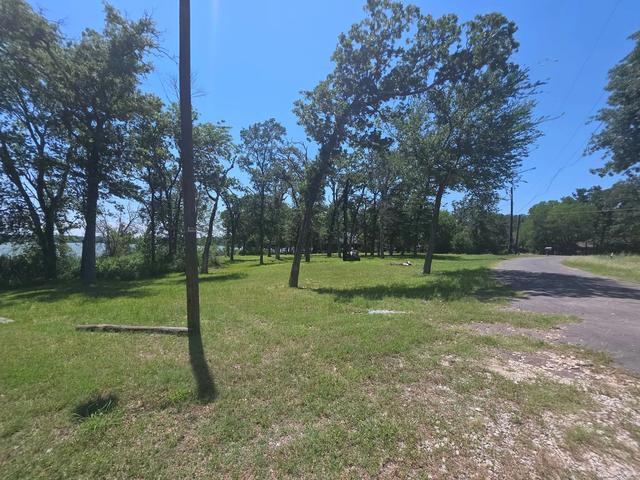 11 Cedar St, Mexia, TX 76667
