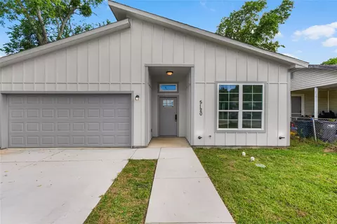 5120 Elgin St, Fort Worth, TX 76105