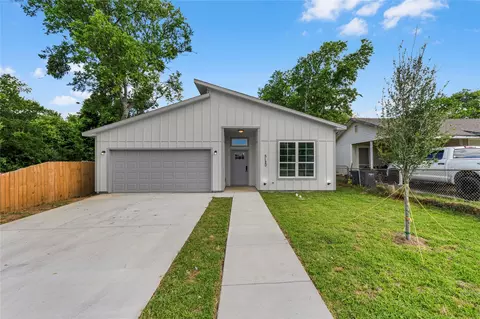 5120 Elgin St, Fort Worth, TX 76105