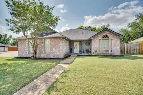 1001 Short Line Blvd, Midlothian, TX 76065