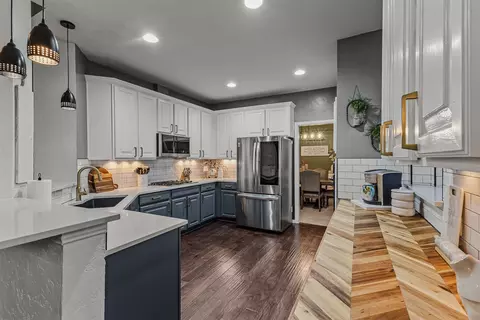 1905 Wickersham Ln, Corinth, TX 76210
