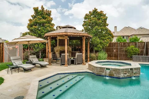 1225 Lambeth Ln, Lewisville, TX 75056