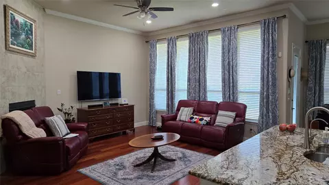 17613 Pinyon Ln, Dallas, TX 75252