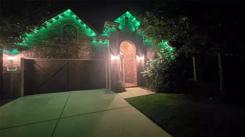 17613 Pinyon Ln, Dallas, TX 75252