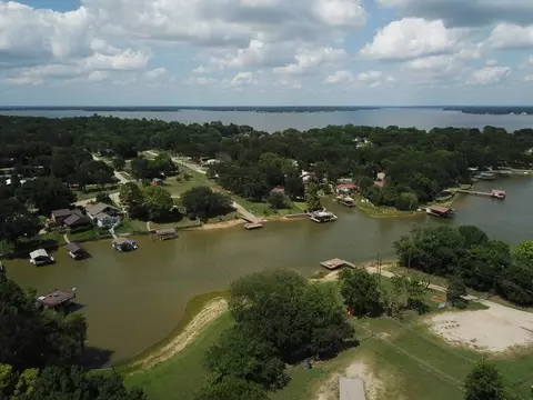 204 Kanakoa Dr, Tool, TX 75143 photo 8