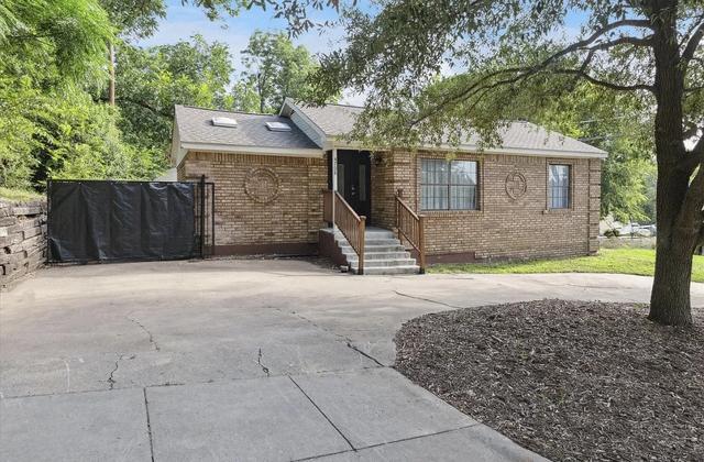 4708 Robinson St, Fort Worth, TX 76114