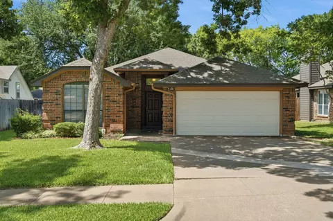 312 Banyan Dr, Grapevine, TX 76051