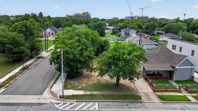 1432 Evans Ave, Fort Worth, TX 76104