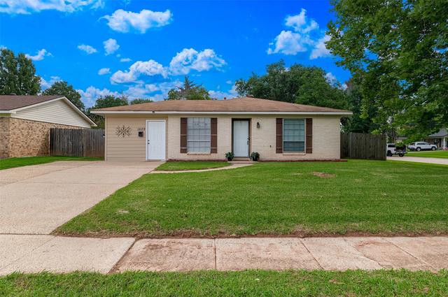 1629 Nikki Lynn Dr, Bossier City, LA 71112