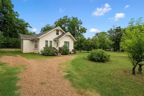 1609 Reuter Ave, Waco, TX 76708 photo 2