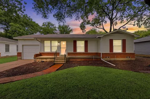 904 Cordell St, Denton, TX 76201