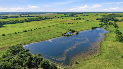 976 County Road 4070, Ector, TX 75439 photo 6