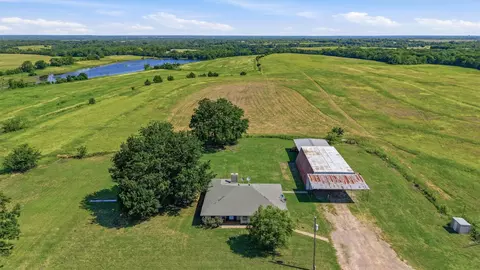 976 County Road 4070, Ector, TX 75439 photo 9