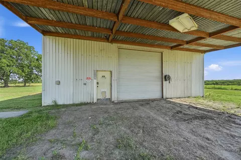 976 County Road 4070, Ector, TX 75439 photo 12