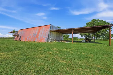 976 County Road 4070, Ector, TX 75439 photo 11