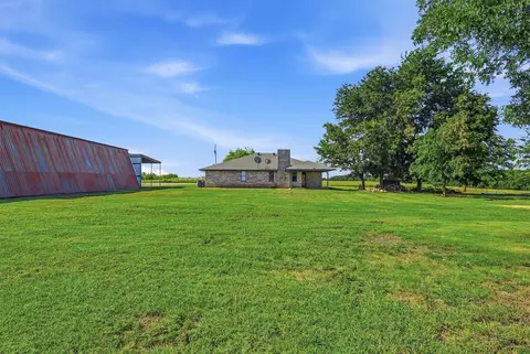 976 County Road 4070, Ector, TX 75439 photo 24