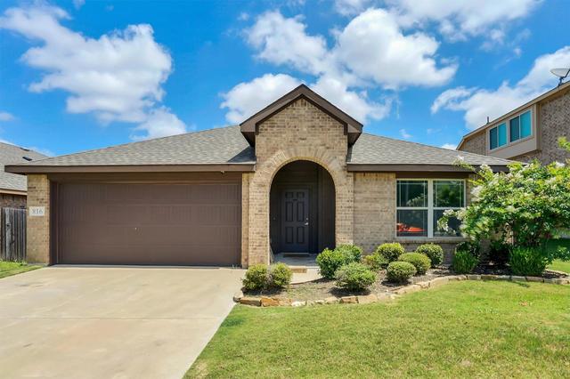816 Oriel Cir, Crowley, TX 76036