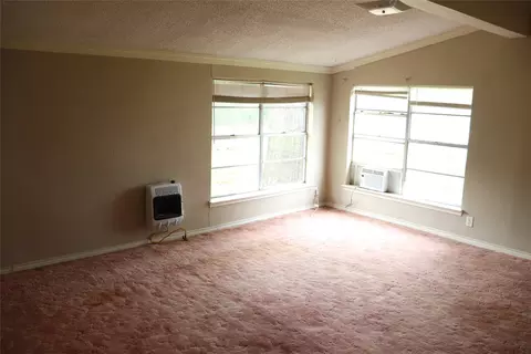 Living - 4366 E Interstate 30, Campbell, TX 75422 photo 4 of 5