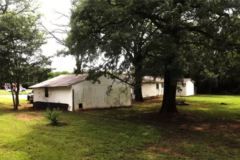 Exterior - 4366 E Interstate 30, Campbell, TX 75422 photo 5 of 6