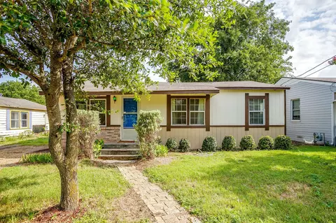 5711 Margewood Dr, Dallas, TX 75236