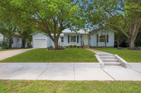 4930 Donnelly Ave, Fort Worth, TX 76107