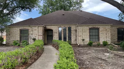 818 Pebblebrook Dr, Allen, TX 75002
