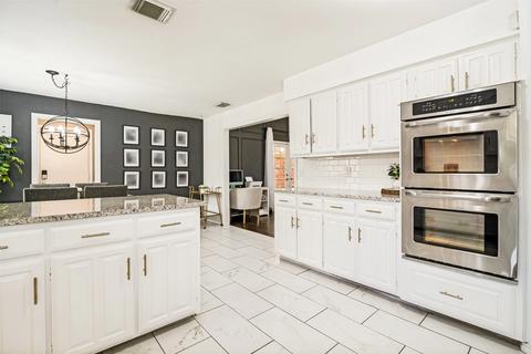Kitchen - 3701 Christopher Dr, Rowlett, TX 75088 photo 2 of 3