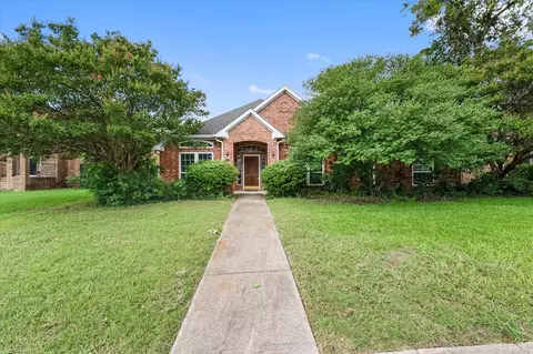 812 Fall Dr, Allen, TX 75002