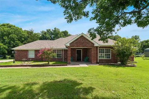 855 Cross Timbers Dr, Lowry Crossing, TX 75069