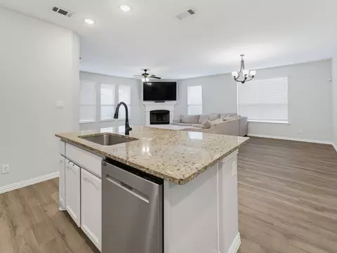 Kitchen - 14212 Borealis Dr, Haslet, TX 76052 photo 5 of 5