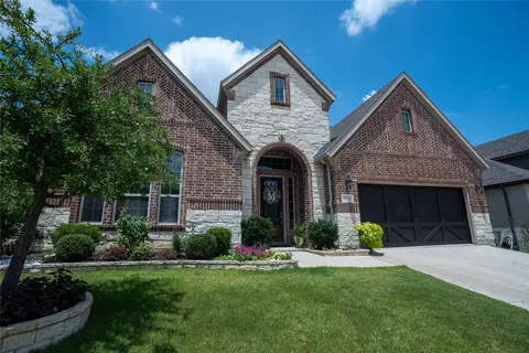 10316 Colina Dr, Fort Worth, TX 76126