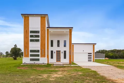 180 Rs County Road 2245, Emory, TX 75440