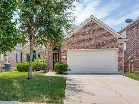 2312 Fountain Gate Dr, Little Elm, TX 75068
